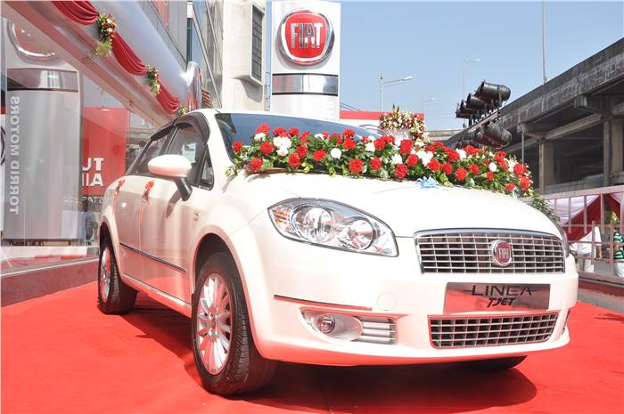 Fiat inaugurates three new showrooms in Mumbai